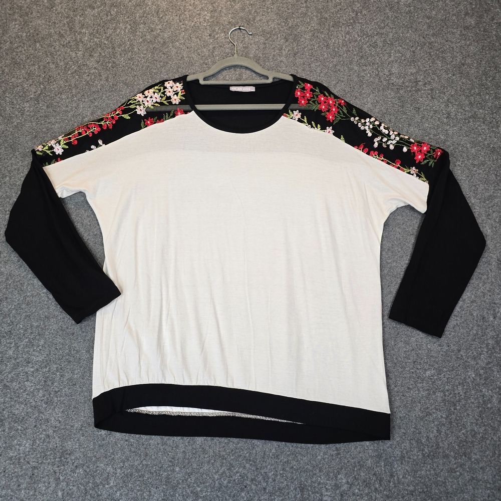 Milan Kiss Top Women's XL White Black Embroidered Floral Casual Long Sleeve